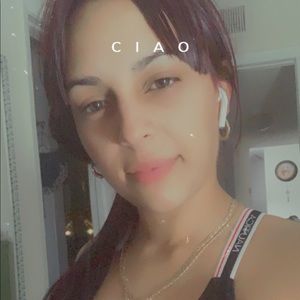 Meet your Posher, Anais